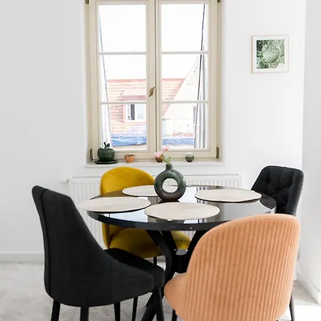 公寓 Wilson Park Serene By Bookinghost 波兹南