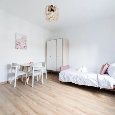 Wilson Park Serene By Bookinghost 公寓 波兹南