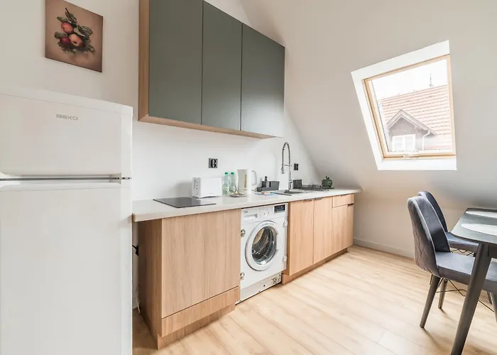 Wilson Park Serene By Bookinghost Познань