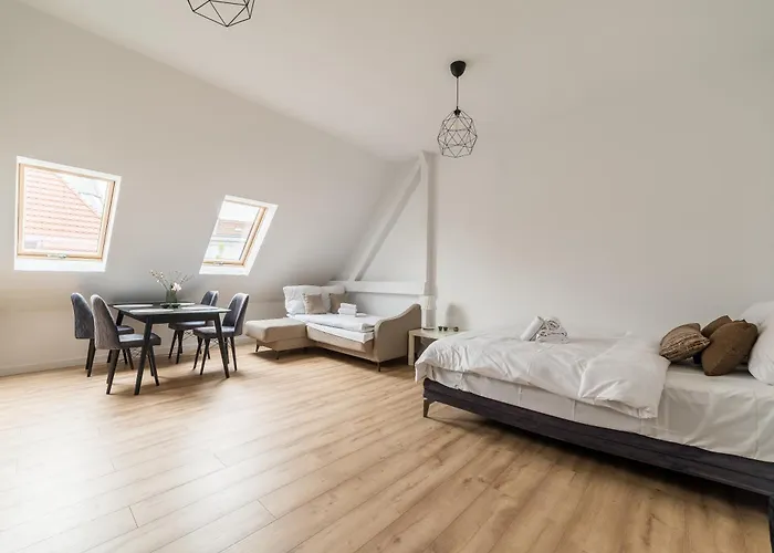 Апартаменты Wilson Park Serene By Bookinghost *