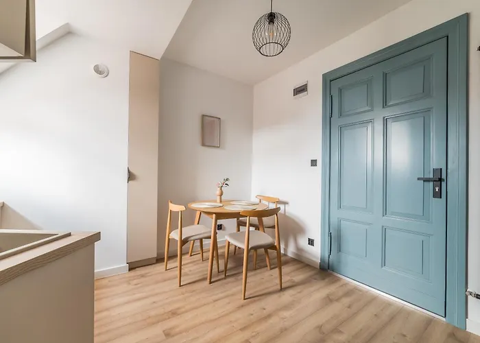 Wilson Park Serene By Bookinghost Познань