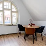Apartment Wilson Park Serene By Bookinghost *