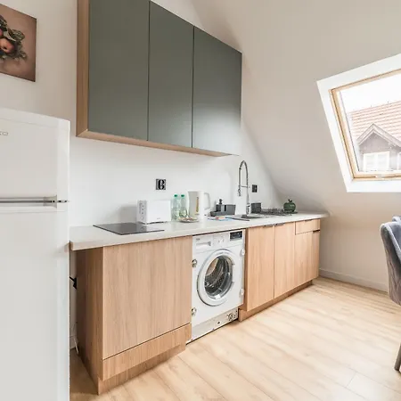 Wilson Park Serene By Bookinghost Poznań