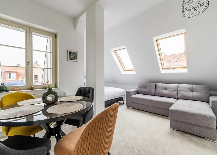 Wilson Park Serene By Bookinghost Poznań